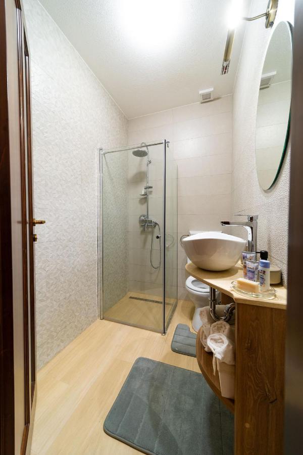 Central Harmony Apartment โอดอร์เฮอู เซกุยเอสก์ ภายนอก รูปภาพ