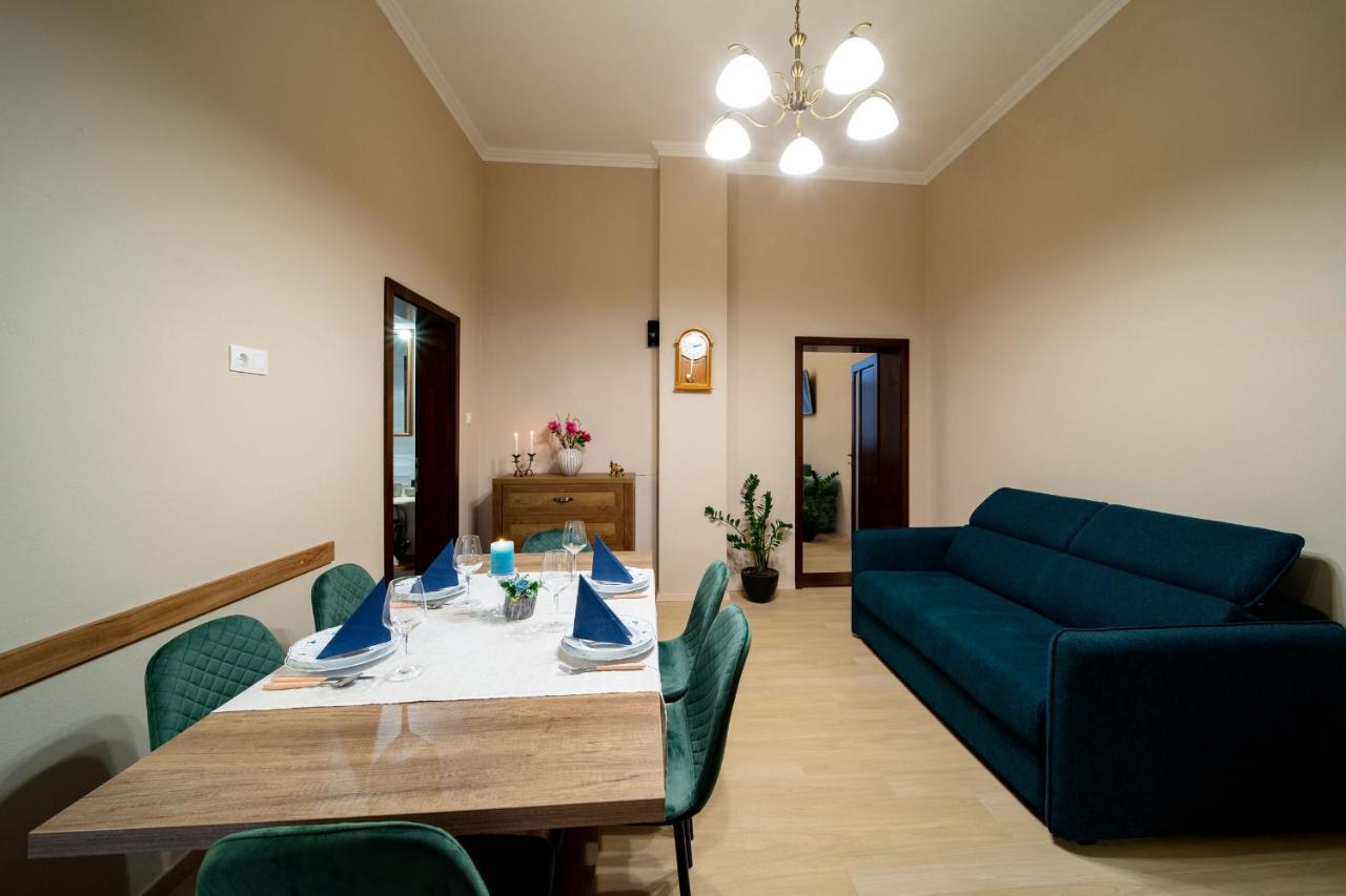 Central Harmony Apartment โอดอร์เฮอู เซกุยเอสก์ ภายนอก รูปภาพ
