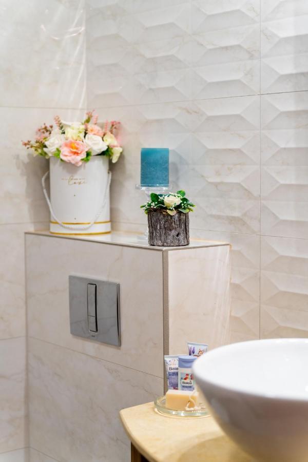 Central Harmony Apartment โอดอร์เฮอู เซกุยเอสก์ ภายนอก รูปภาพ